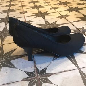 Women’s 2’’ Black Heels